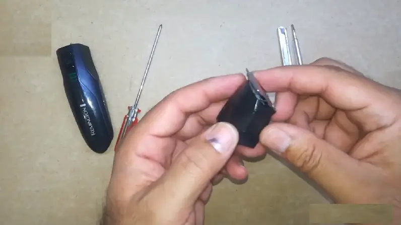 how to clean remington trimmer